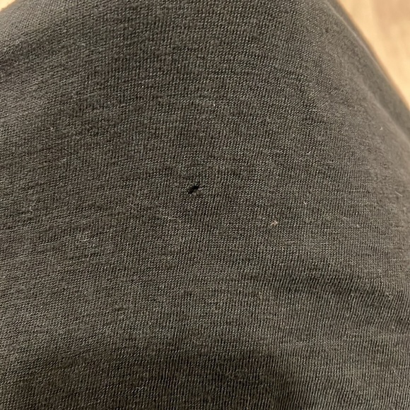 Black Vince Linen Top - Picture 5 of 5